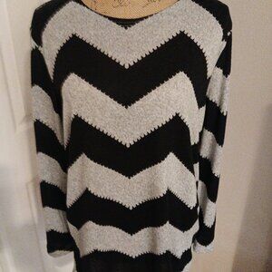 Gamiss Black and Gray Chevron Stripe Pullover Sweater Size XL